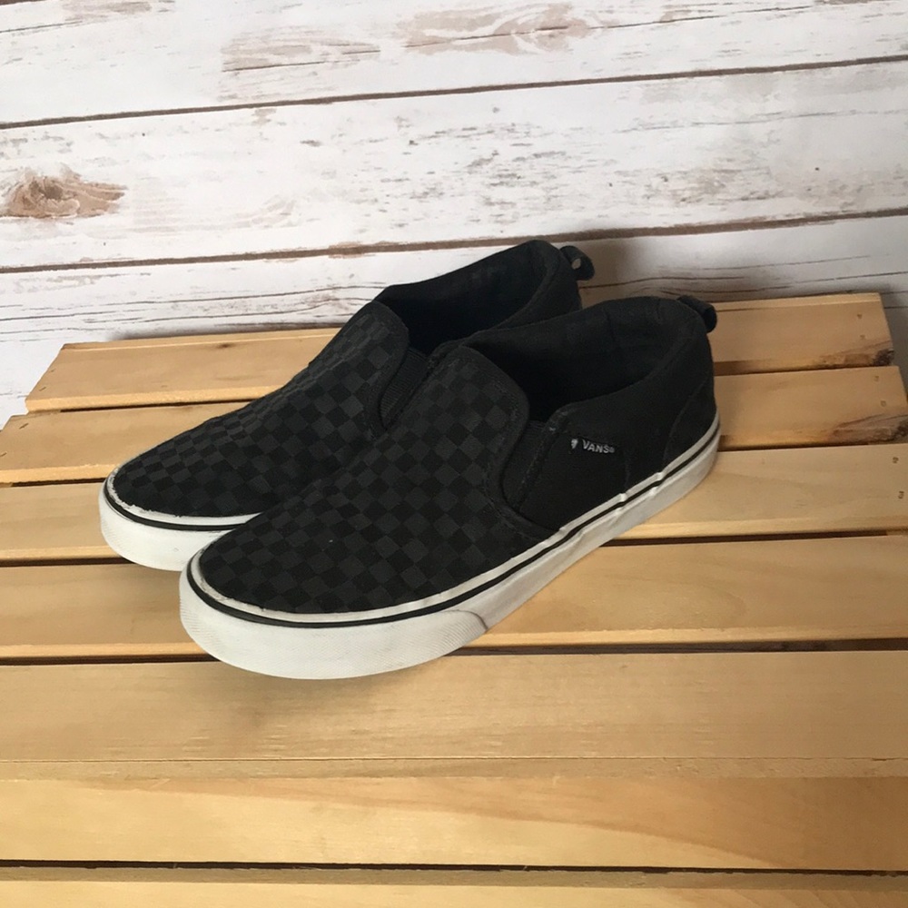 🖤VANS black and grey checkered slip on’s🖤